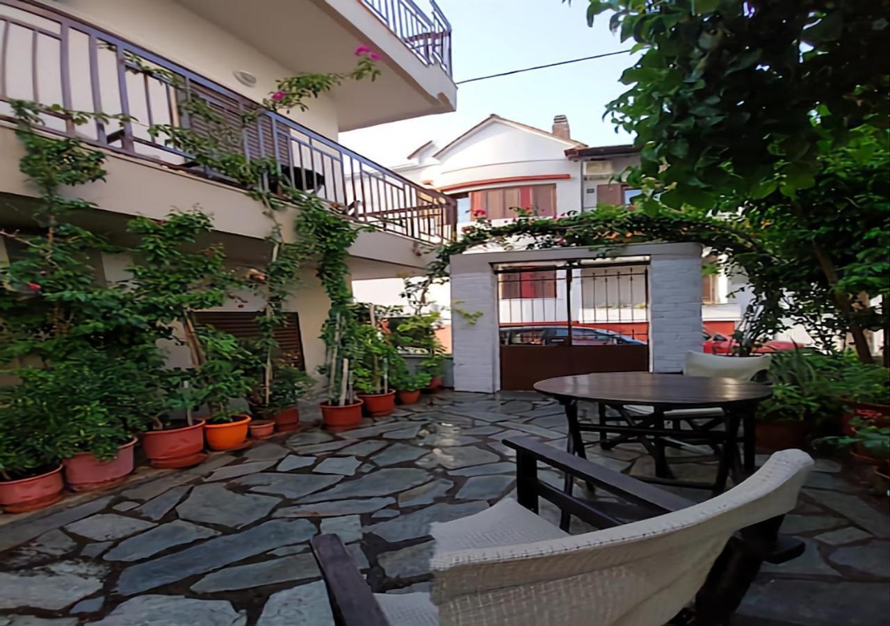 Polemarhos Guest House 6 칼람파카 외부 사진